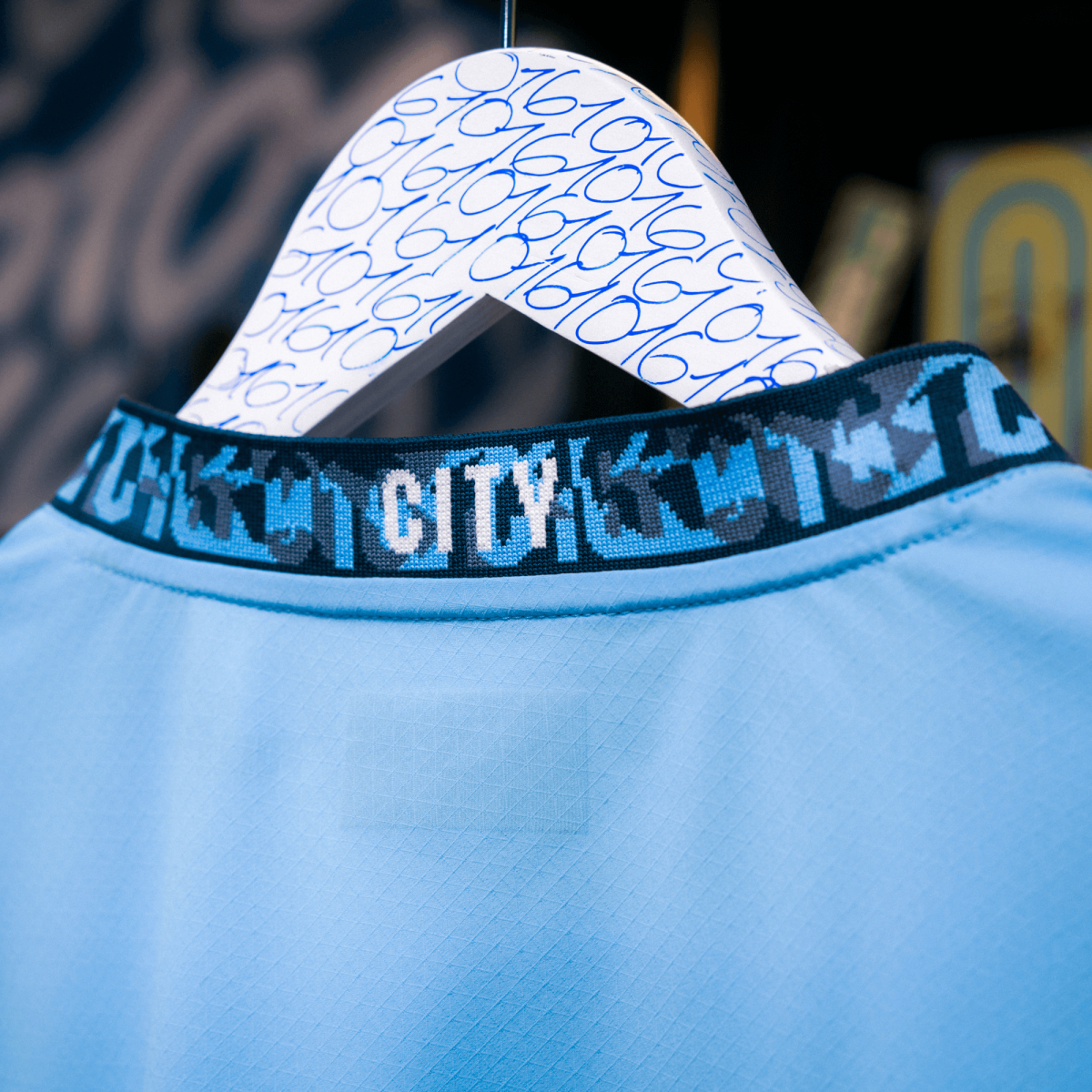 manchester city authentic home trikot 202425 in geschenkbox | Offizieller Manchester City Store