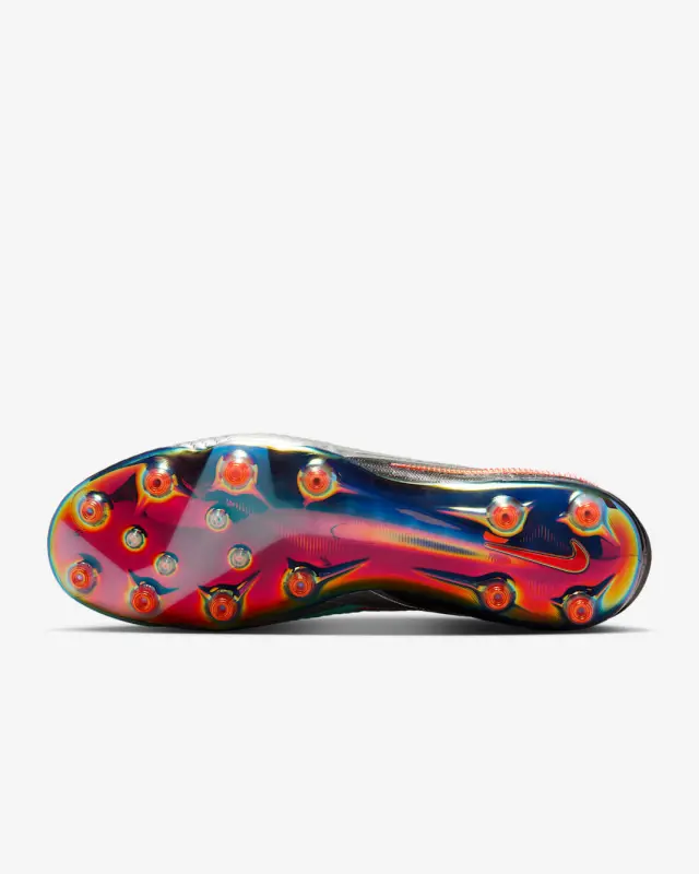 nike-phantom-6-low-elite-ag-chrome-black-ih3862-001 | Offizieller Manchester City Store