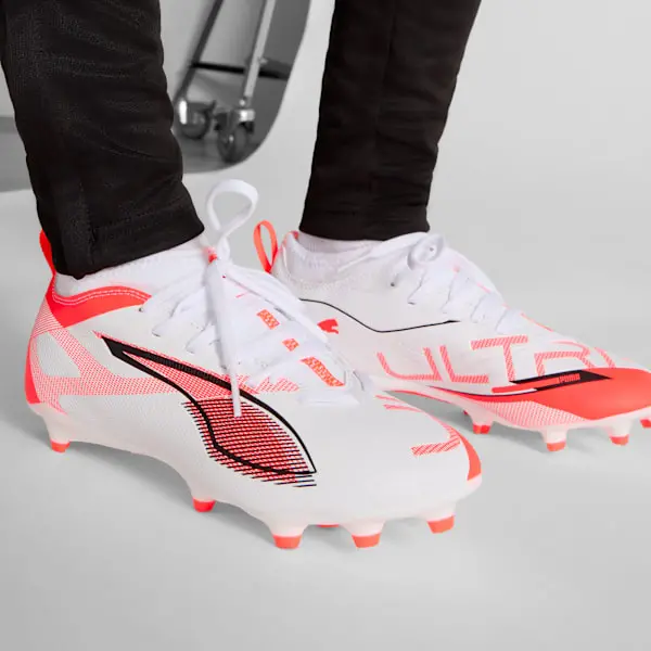 puma-ultra-5-match-fgag-white-black-gs-108167-01 | Offizieller Manchester City Store